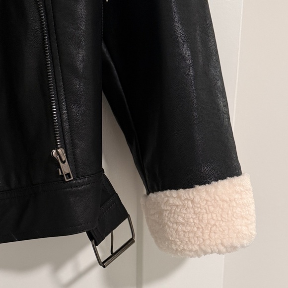 12th Tribe Starla Black Vegan Leather Sherpa Jacket - Picture 4 of 4